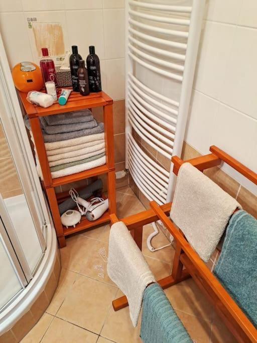 Plne Vybaveny Apartman Pod Mumlavskym Vodopadem, Zahrada S Ohnistem, Idealni Vychozi Bod Pro Turistiku, U Cesty Na Hrebeny, Kousek Do Centra, Absolutni Klid, Vybaveny I Pro Deti, Wellness A Fitko Naproti 哈拉霍夫 外观 照片