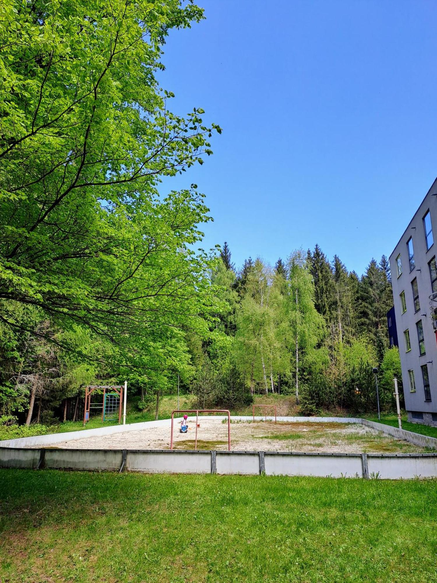 Plne Vybaveny Apartman Pod Mumlavskym Vodopadem, Zahrada S Ohnistem, Idealni Vychozi Bod Pro Turistiku, U Cesty Na Hrebeny, Kousek Do Centra, Absolutni Klid, Vybaveny I Pro Deti, Wellness A Fitko Naproti 哈拉霍夫 外观 照片